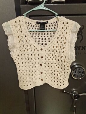 Cream Crochet Vest New With Out Tags